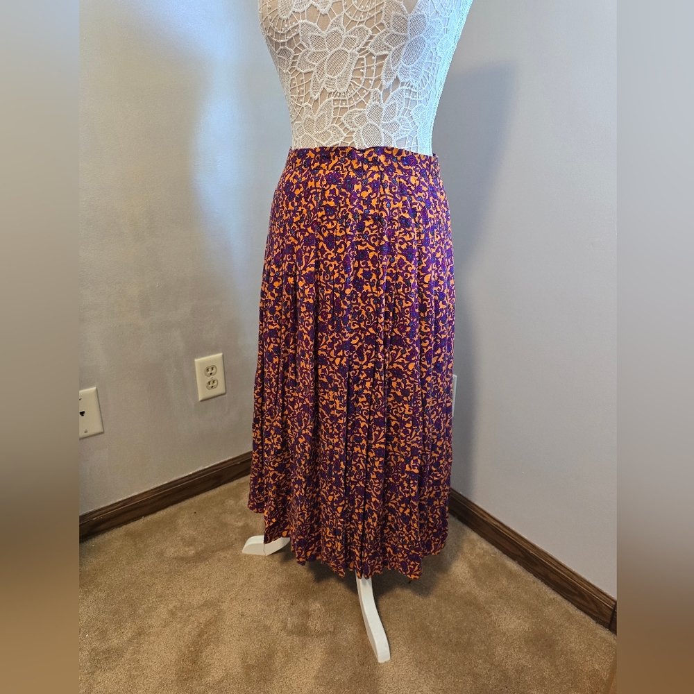 SAKS FIFTH AVENUE WOMENS SKIRT